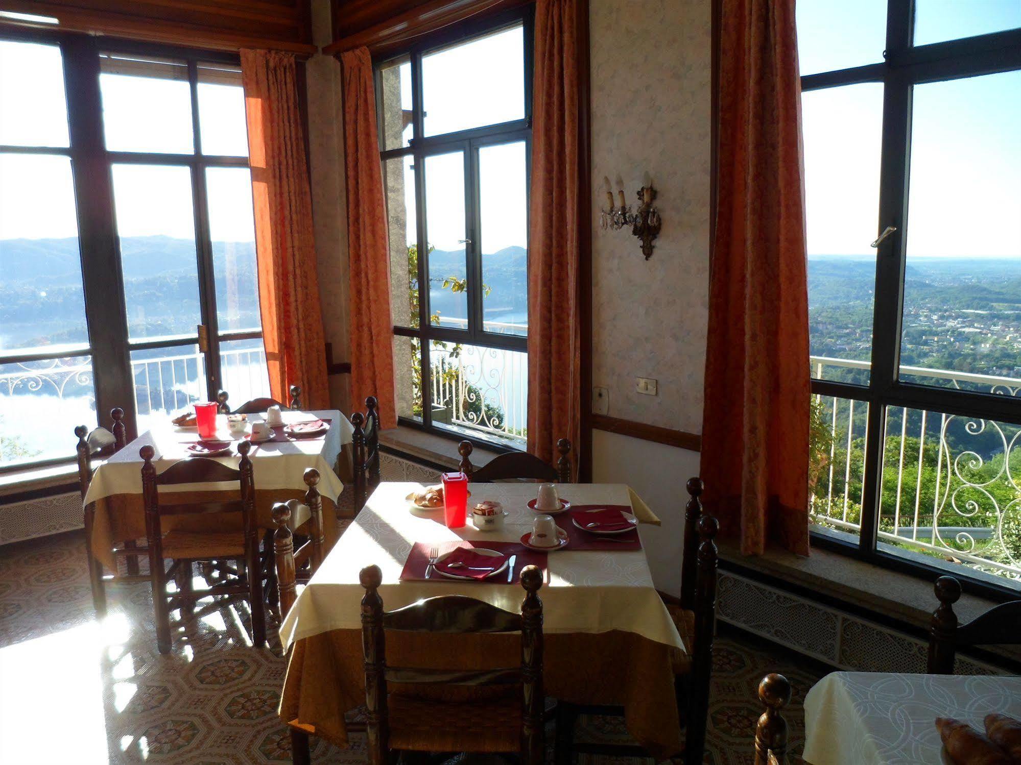 Hotel Panoramico Lago D'Orta (Adults Only) Мадонна-дель-Сассо Экстерьер фото
