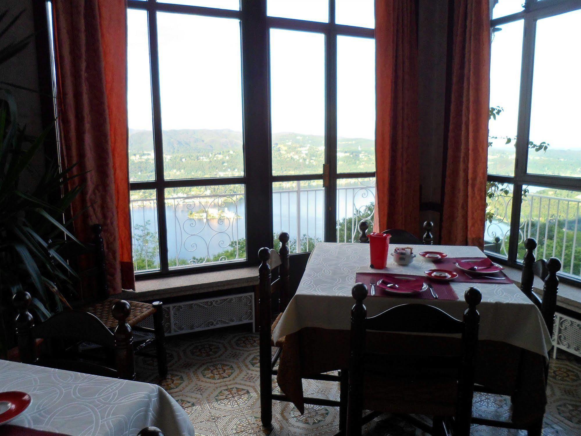 Hotel Panoramico Lago D'Orta (Adults Only) Мадонна-дель-Сассо Экстерьер фото