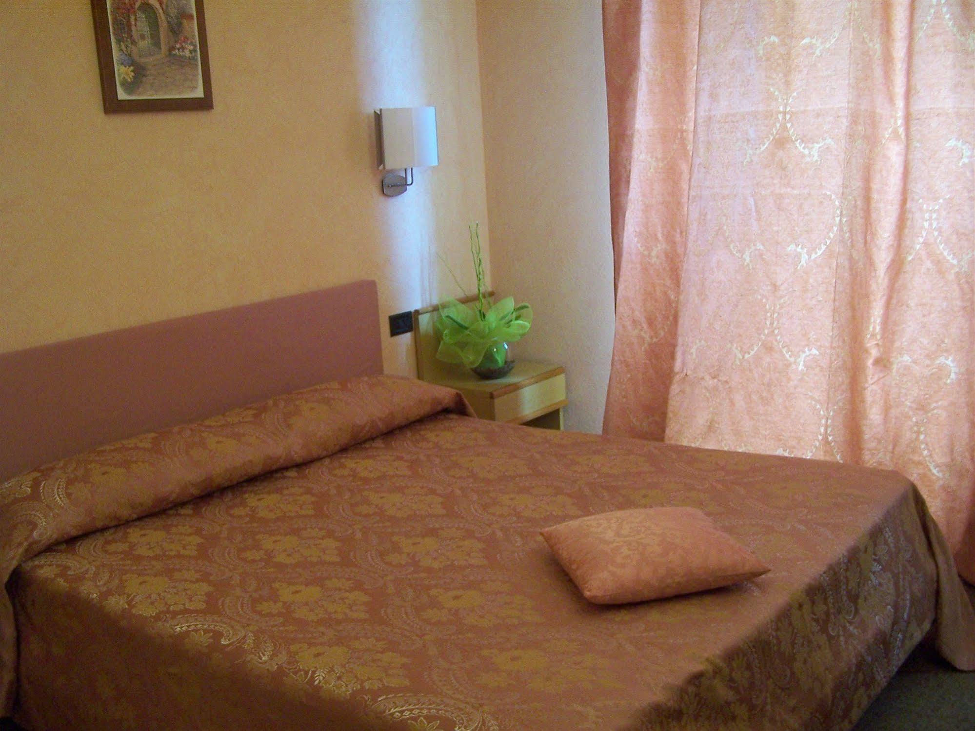 Hotel Panoramico Lago D'Orta (Adults Only) Мадонна-дель-Сассо Экстерьер фото